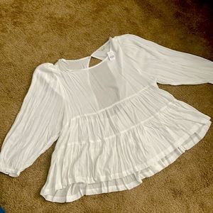 Brand new beautiful American eagle blouse
